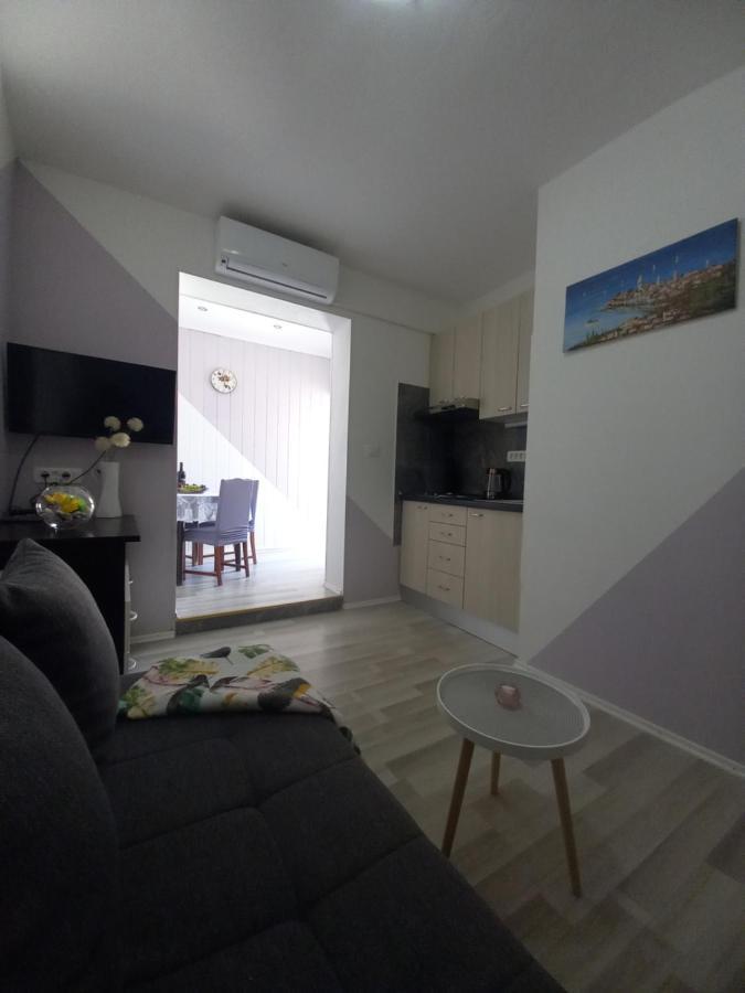 Apartman Maja Apartment Kastela Ngoại thất bức ảnh